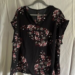 SHEIN Black Floral Blouse